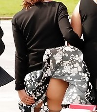 The sexiest wind up skirts ever